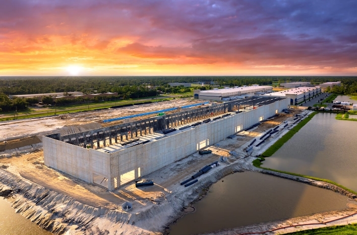 How Commercial Real Estate Deals Are Structured